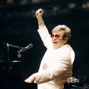 Publicación de Elton John en Instagram (5 oct 2026)