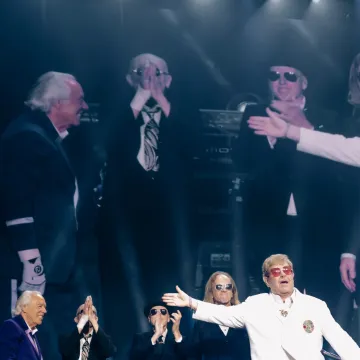 Publicación de Elton John en Instagram (6 oct 2026)