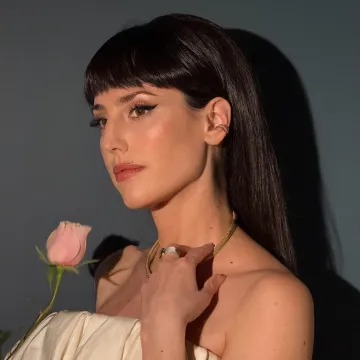 Natalia de Molina’s Instagram post (Mar 1, 2026)