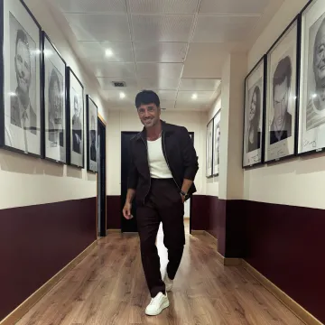 Publicación de David Bustamante en Instagram (7 oct 2026)