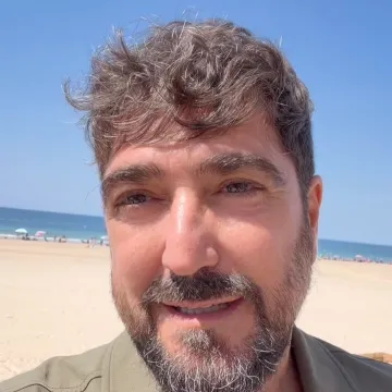 Antonio Orozco’s Instagram post (Sep 15, 2026)
