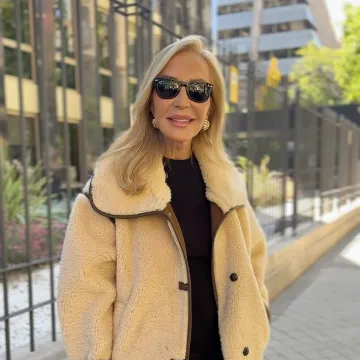 Carmen Lomana’s Instagram post (Oct 20, 2026)