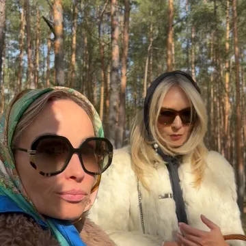 Publicación de Weronika Książkiewicz en Instagram (4 oct 2026)