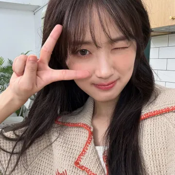 Publicación de Kim Hye-yoon en Instagram (28 sept 2025)