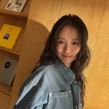 Publicación de Kim Hye-yoon en Instagram (8 abr 2026)