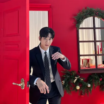 Publicación de Kim Soo-hyun en Instagram (24 dic 2024)