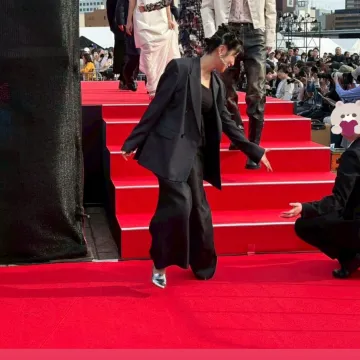 Publicación de Honami Sato en Instagram (2 may 2026)