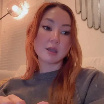 Publicación de Kimiko Glenn en Instagram (3 oct 2026)