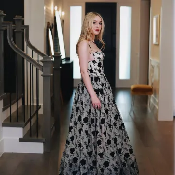 Publicación de Dakota Fanning en Instagram (19 oct 2025)