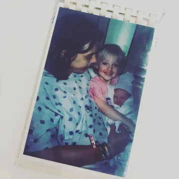 Publicación de Dakota Fanning en Instagram (9 abr 2025)
