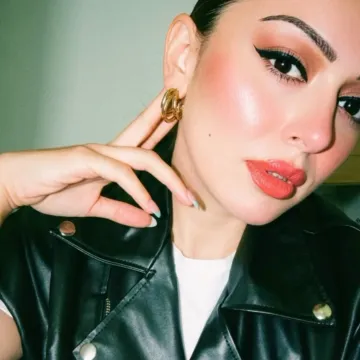 Publicación de Hansika Motwani en Instagram (12 jul 2026)