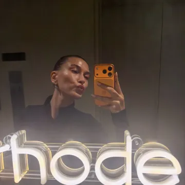 Publicación de Hailey Baldwin Bieber en Instagram (7 jul 2026)