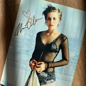 Publicación de Alison Lohman en Instagram (27 sept 2026)