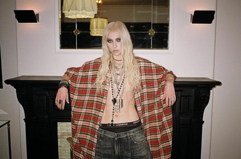 Taylor Momsen-113661