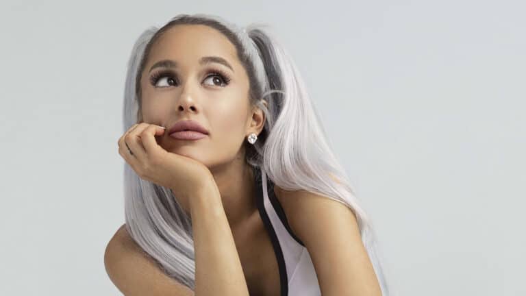 Ariana Grande-34565