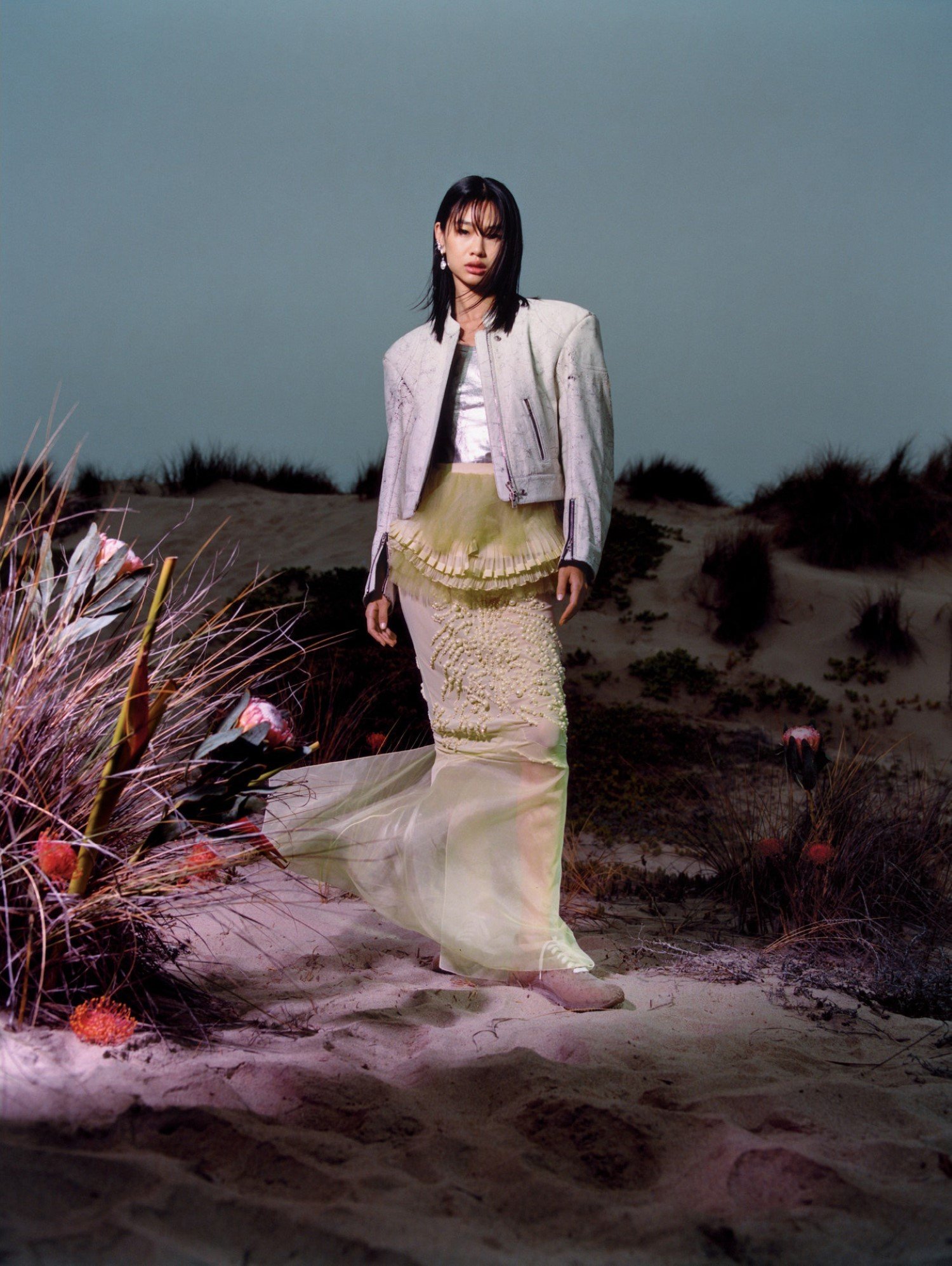 Hoyeon-Jung-by-Harley-Weir-Vogue-US-February-202228329