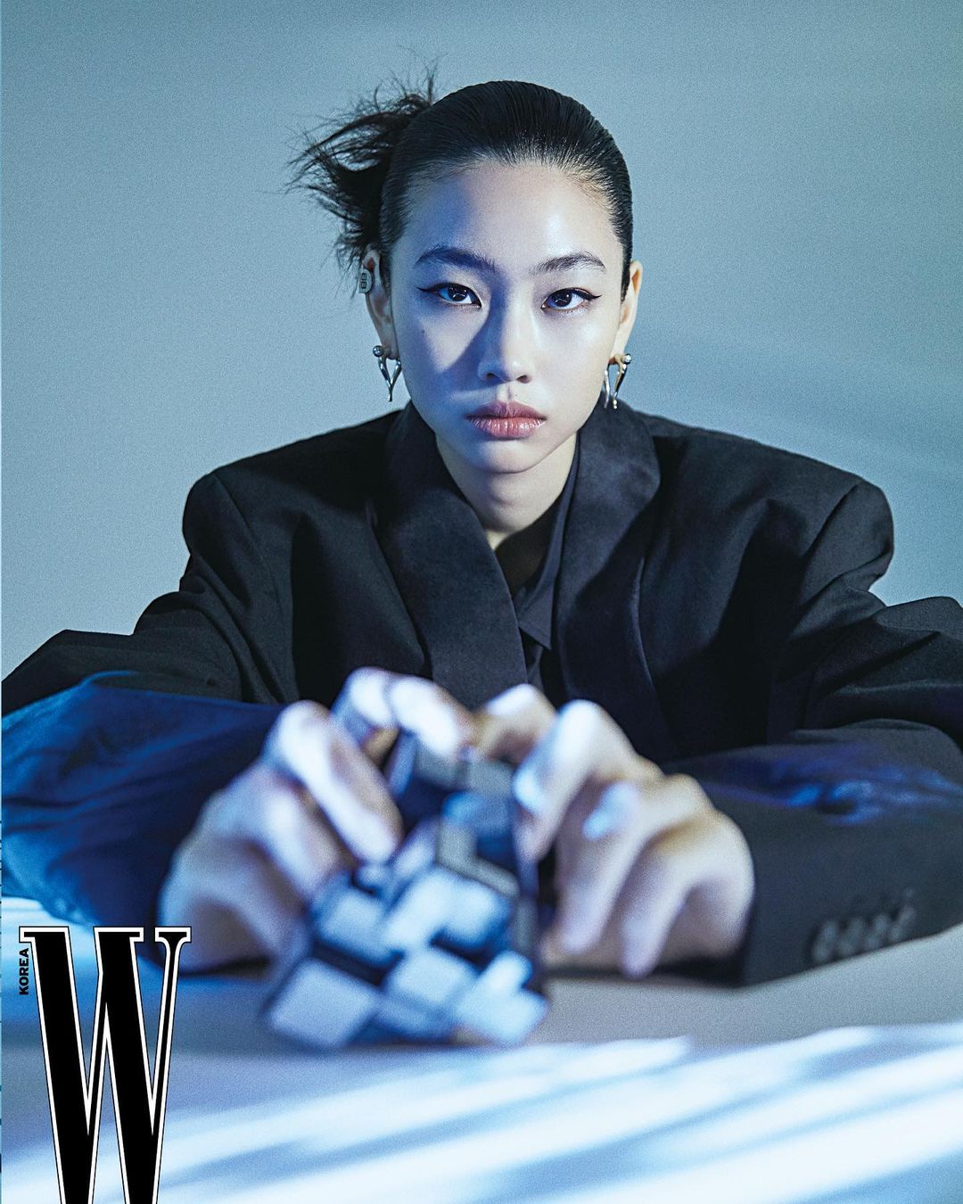 Jung-Ho-yeon-biography-age-net-worth-husband-family-movies-series-parents-Uzomedia-TV