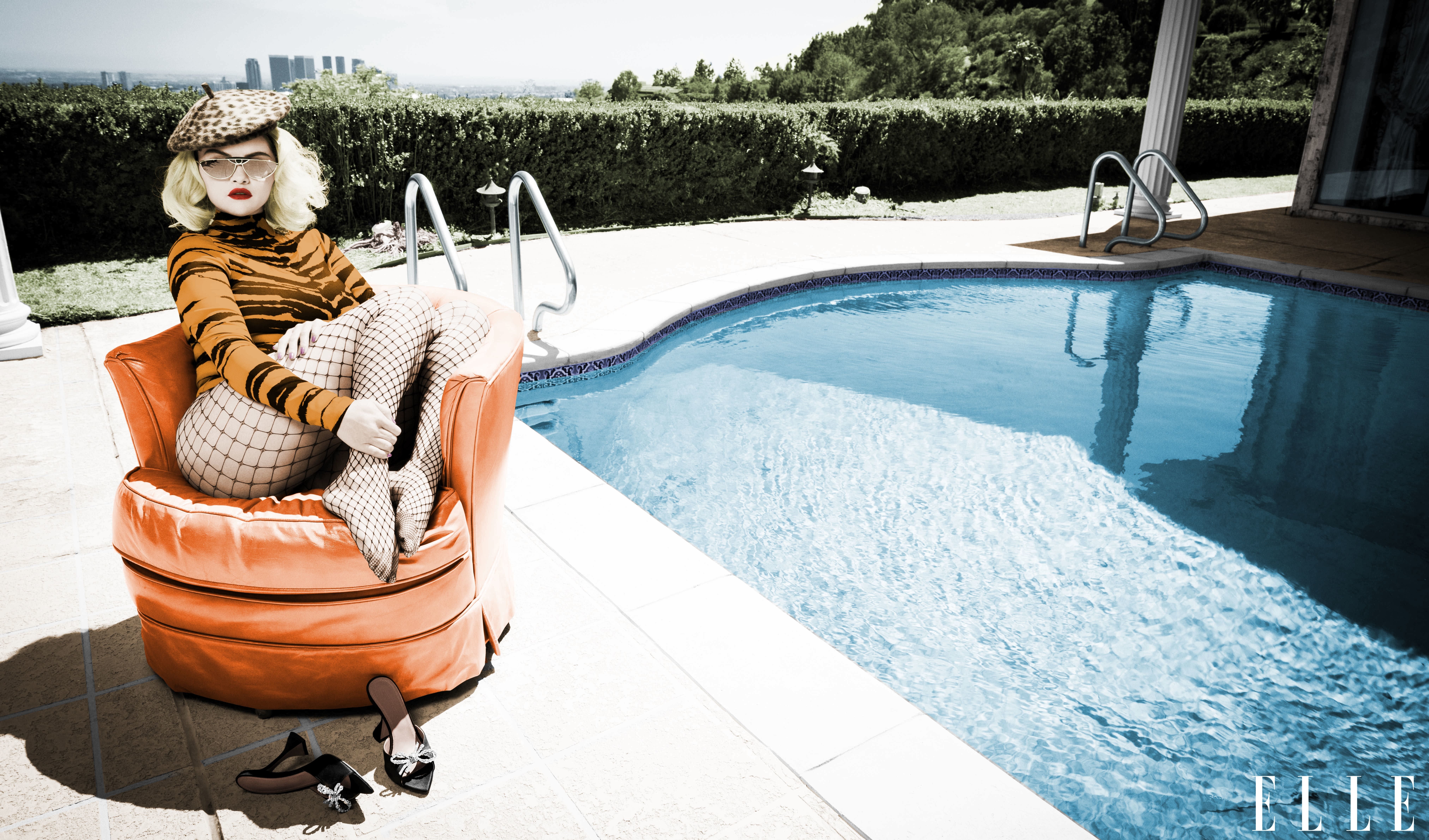 Selena-Gomez-Feet-6093126