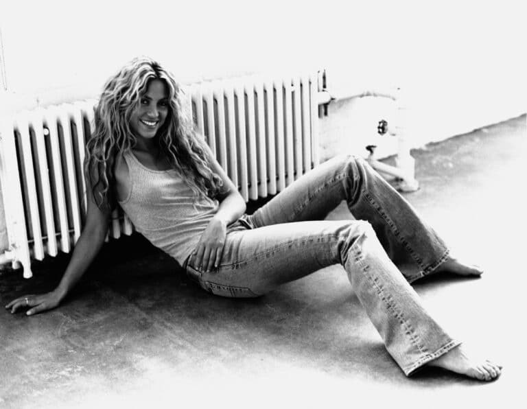 Shakira-40703