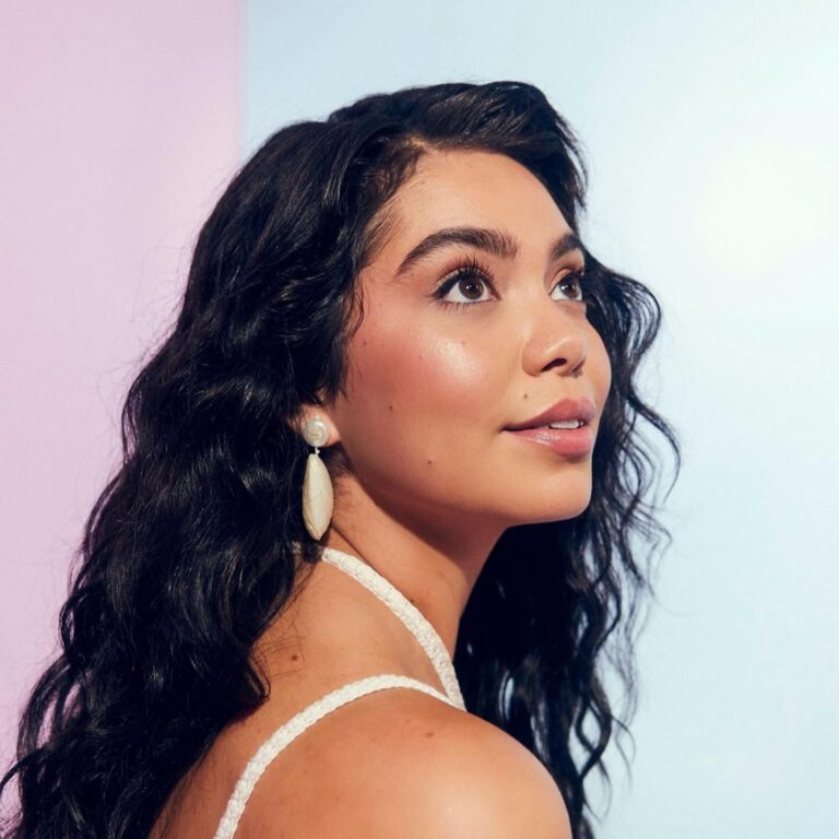 Auli’i Cravalho-39066