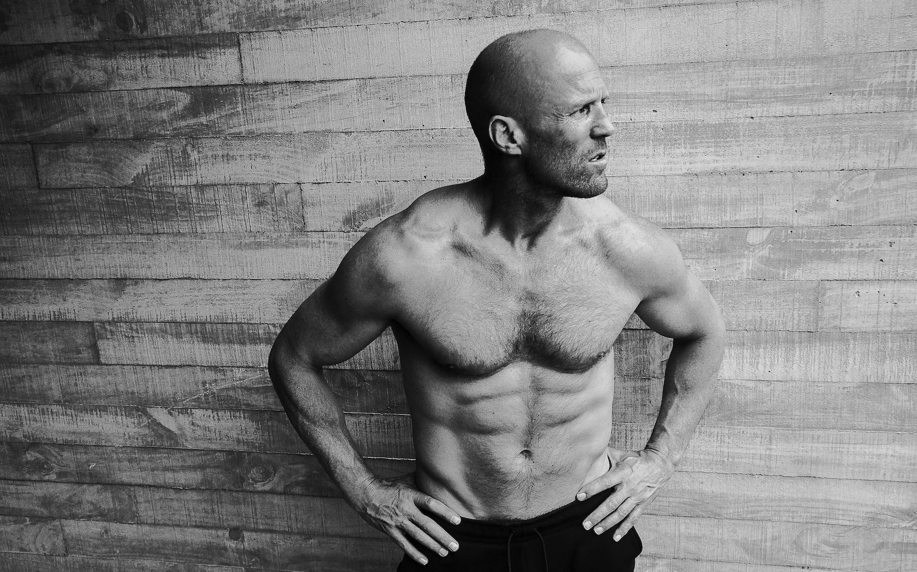 jason-statham-mens-health-1558438377-1