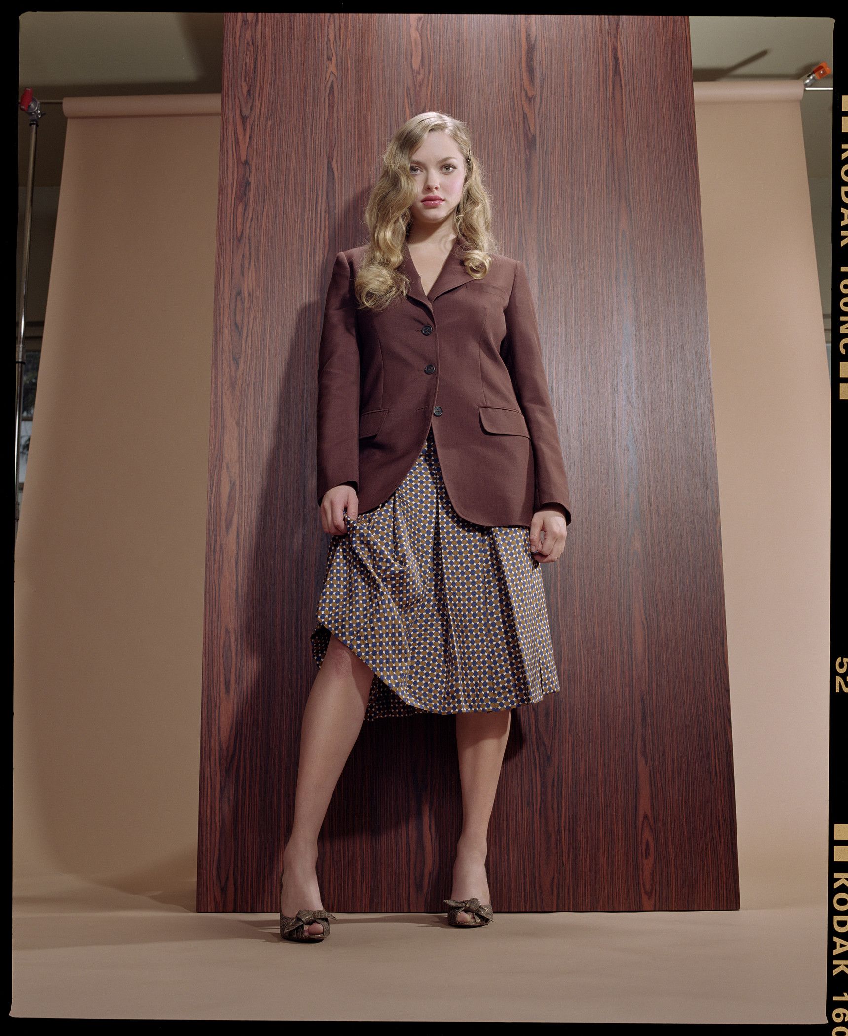 Amanda-Seyfried-Feet-120246