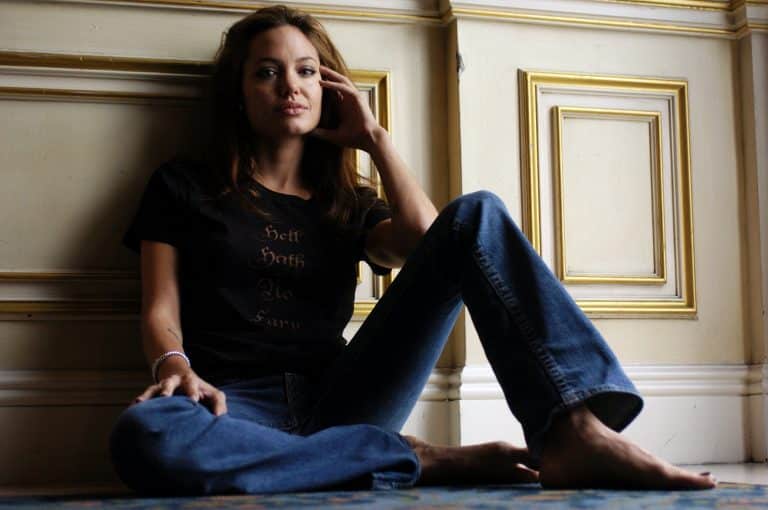 Angelina Jolie-42976