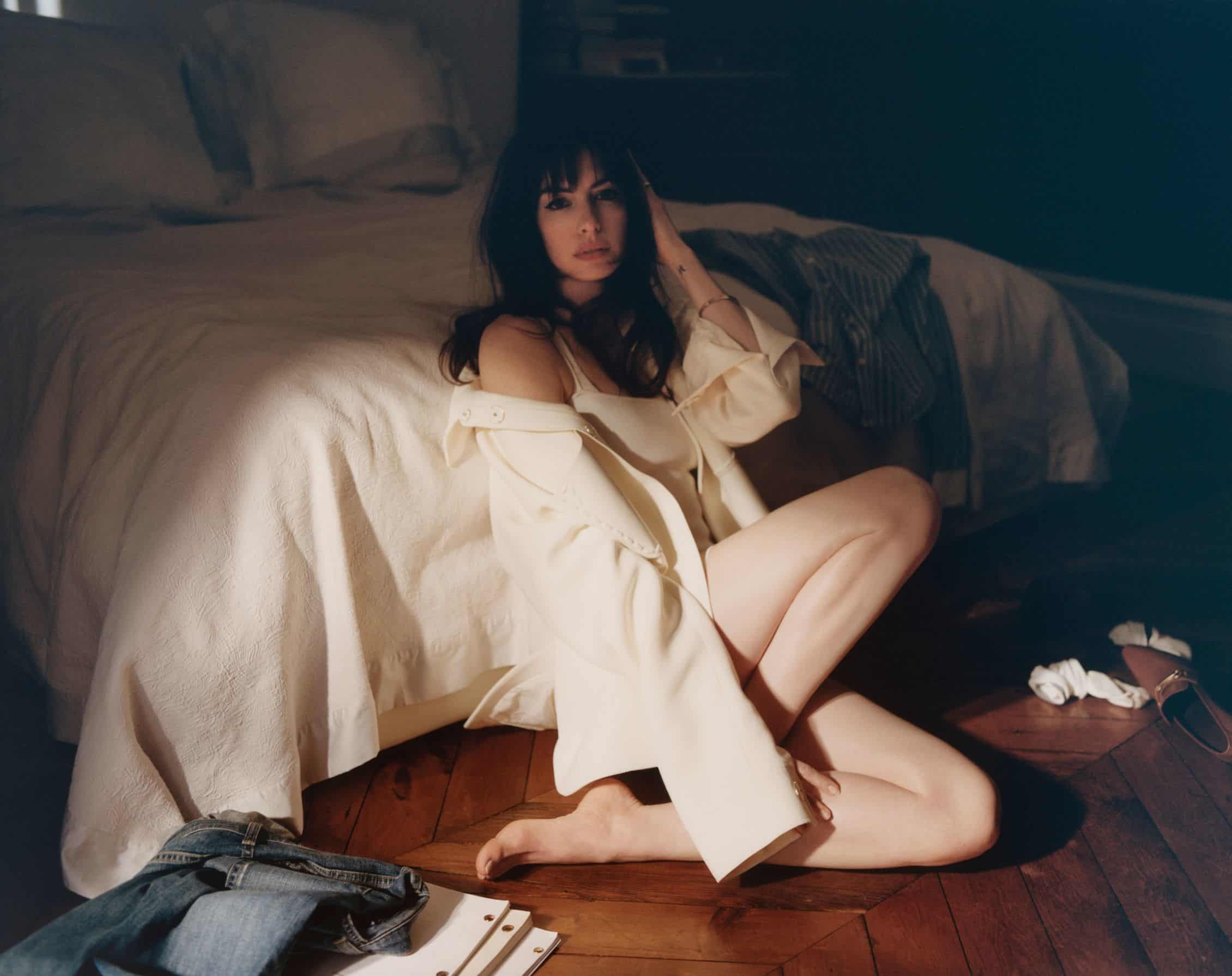 Anne-Hathaway-Feet-6367668