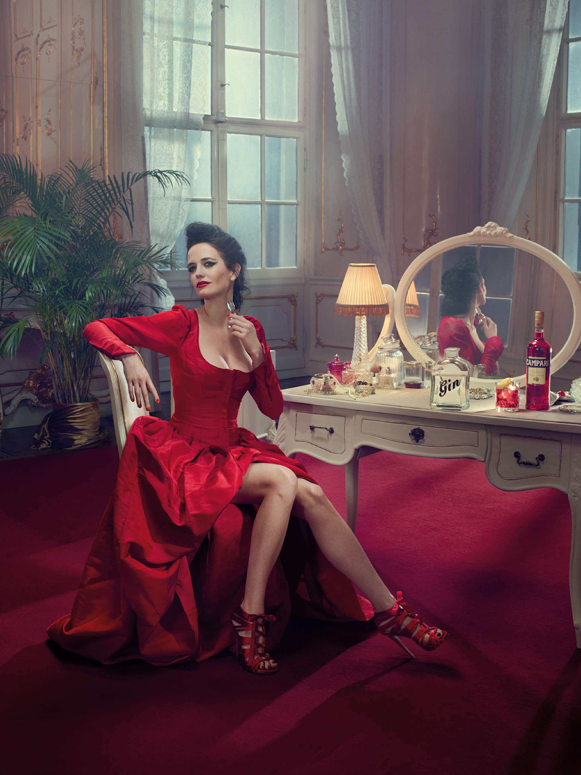 Eva-Green-Feet-1505543