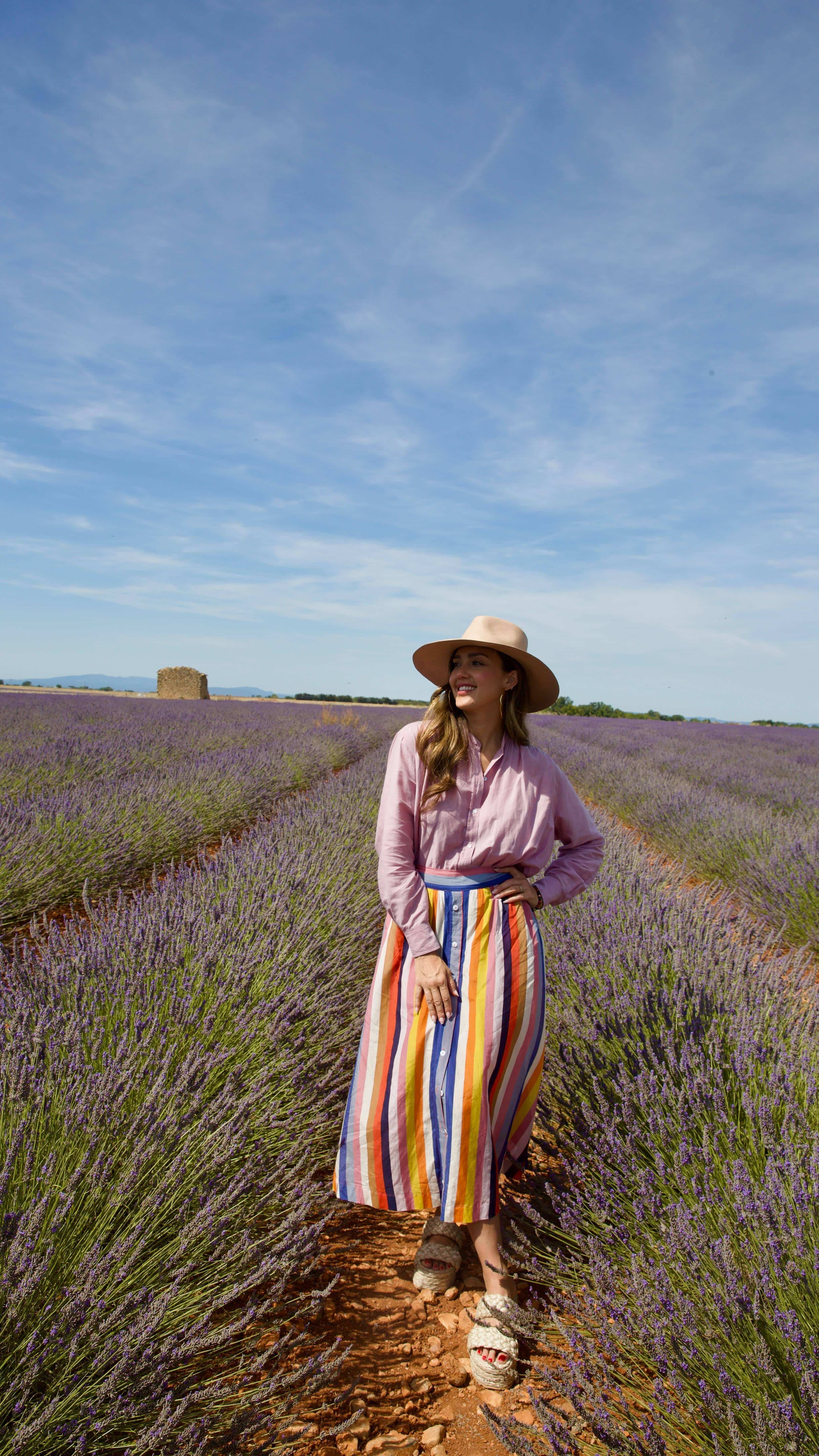 Jessica-Alba-Feet-8062634