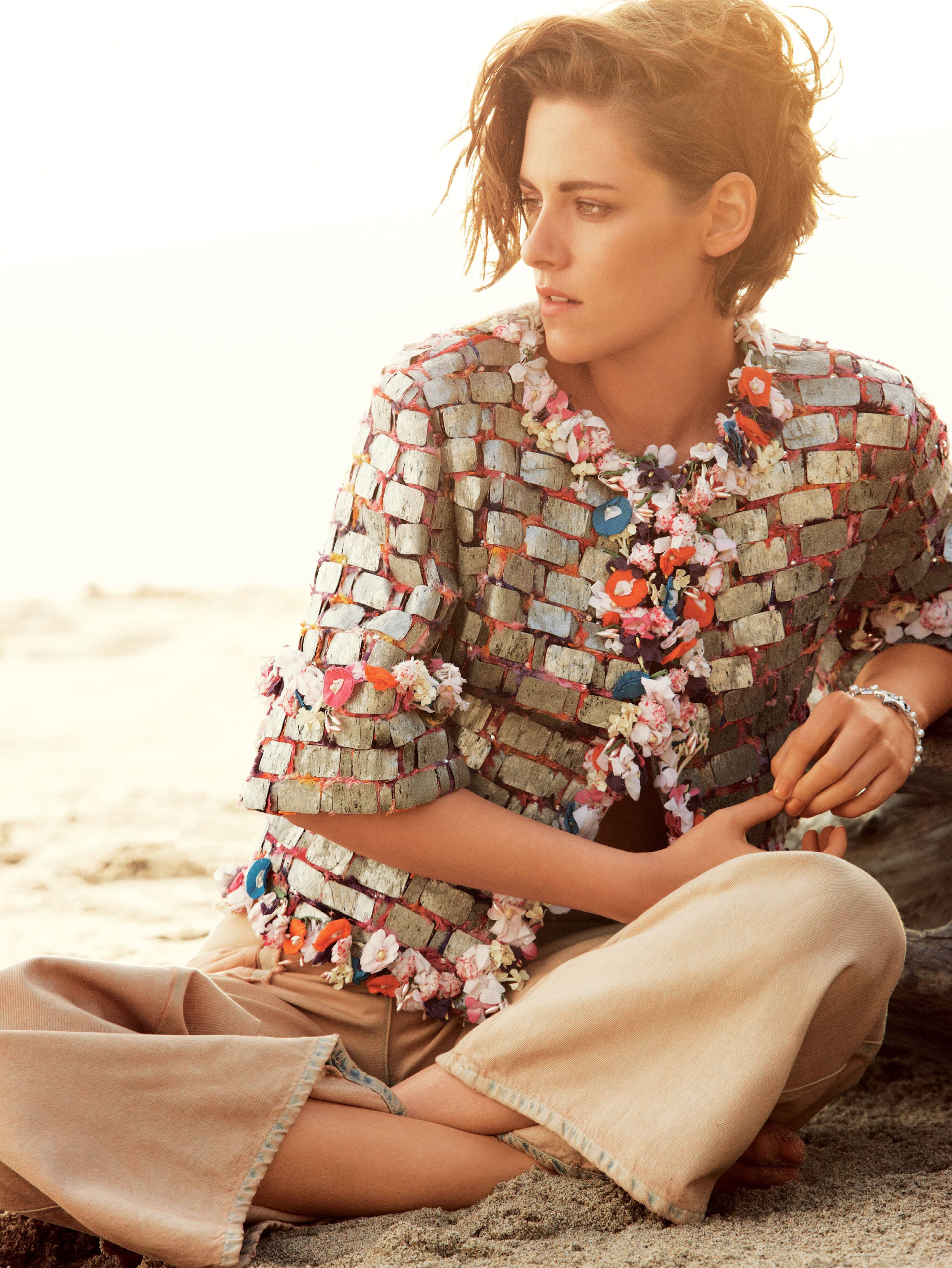 Kristen-Stewart-Feet-1699505