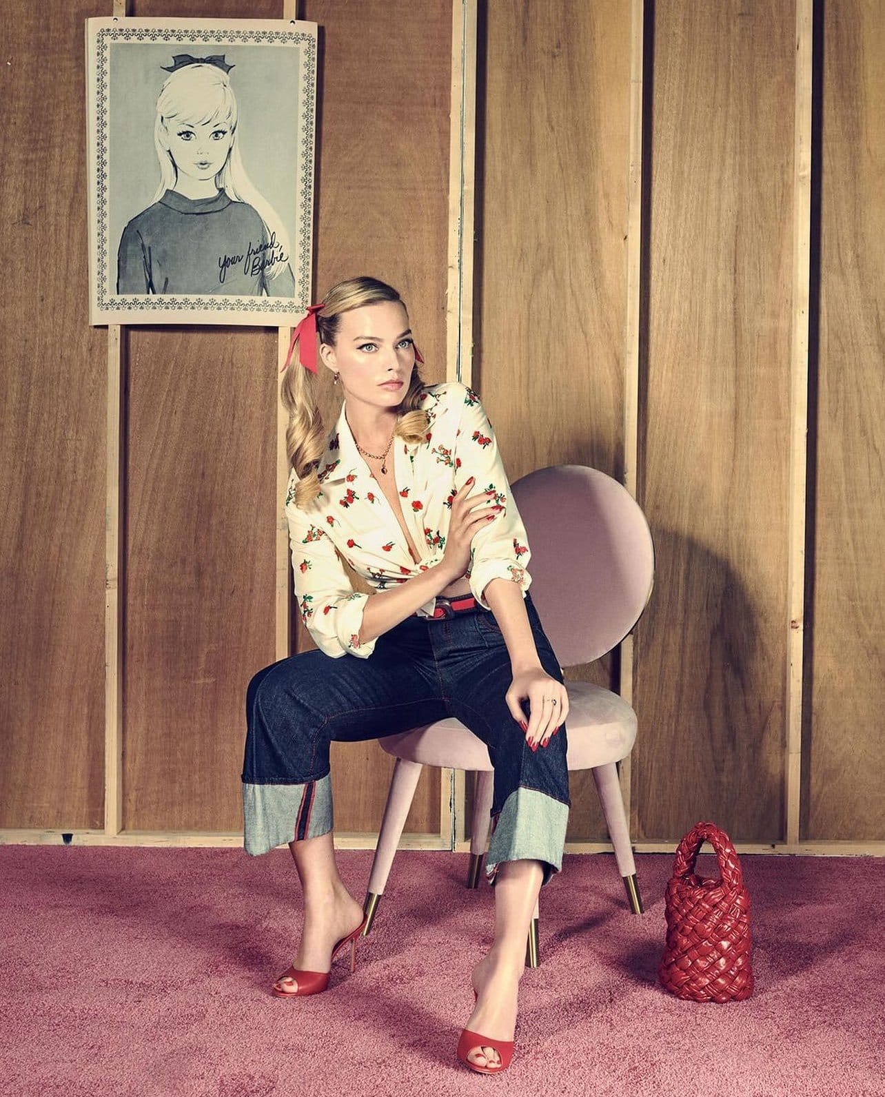 Margot-Robbie-Feet-7786054