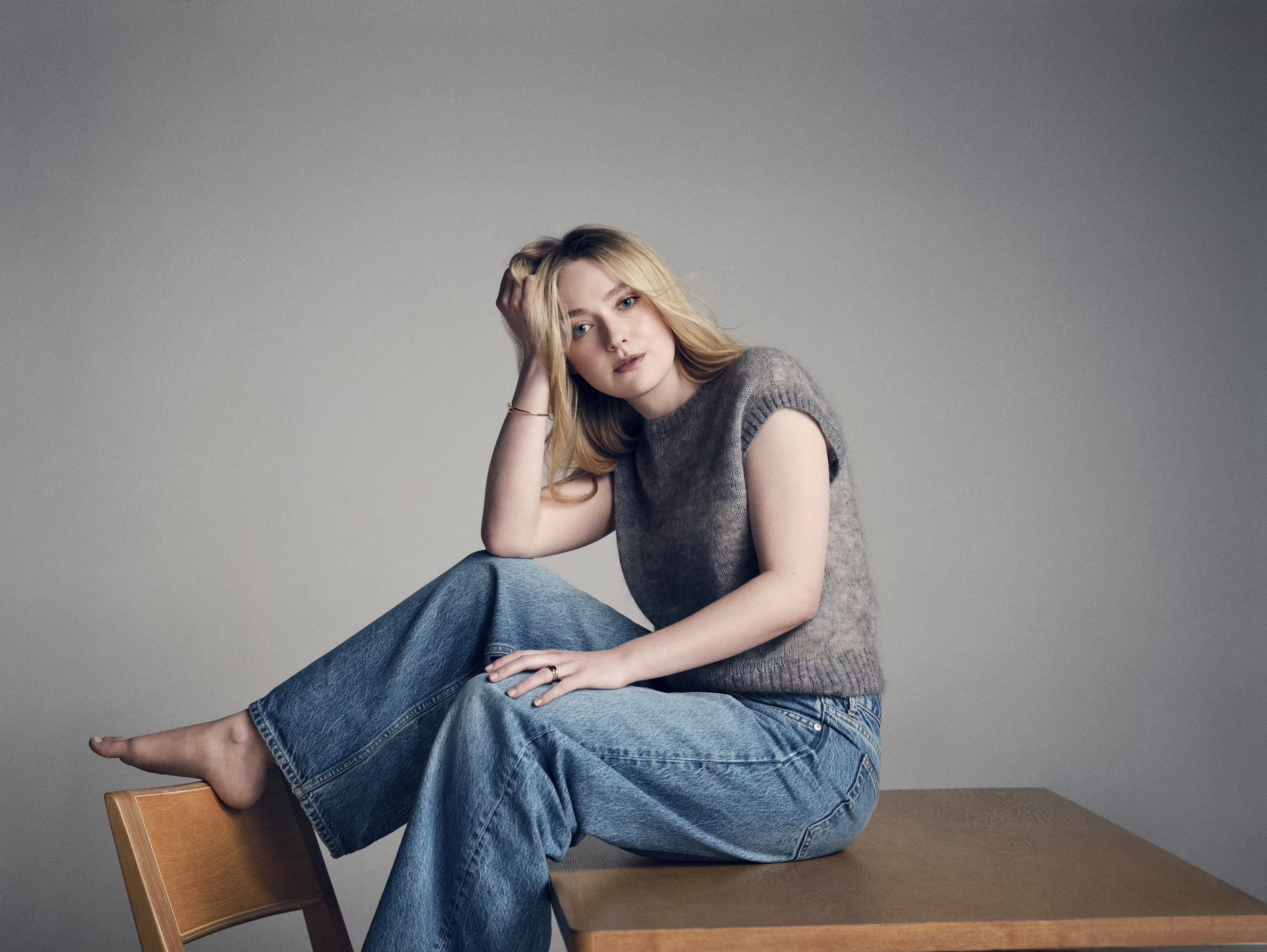 Dakota-Fanning-Feet-7847456