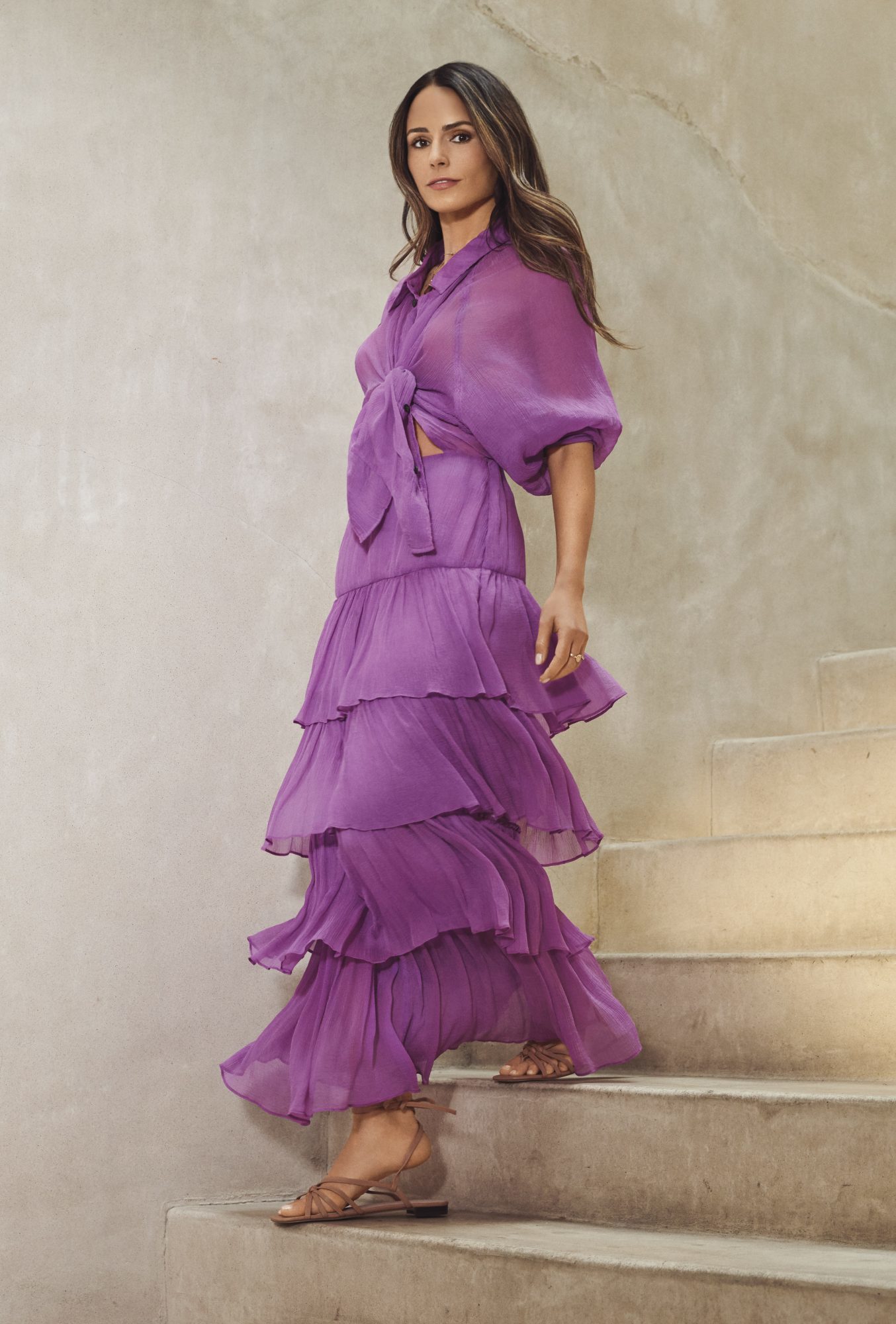 Jordana-Brewster-Feet-5058371