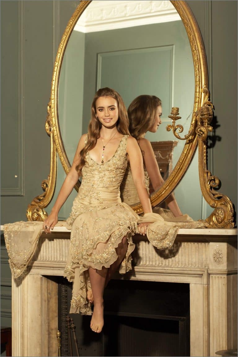 Lily Collins-48163