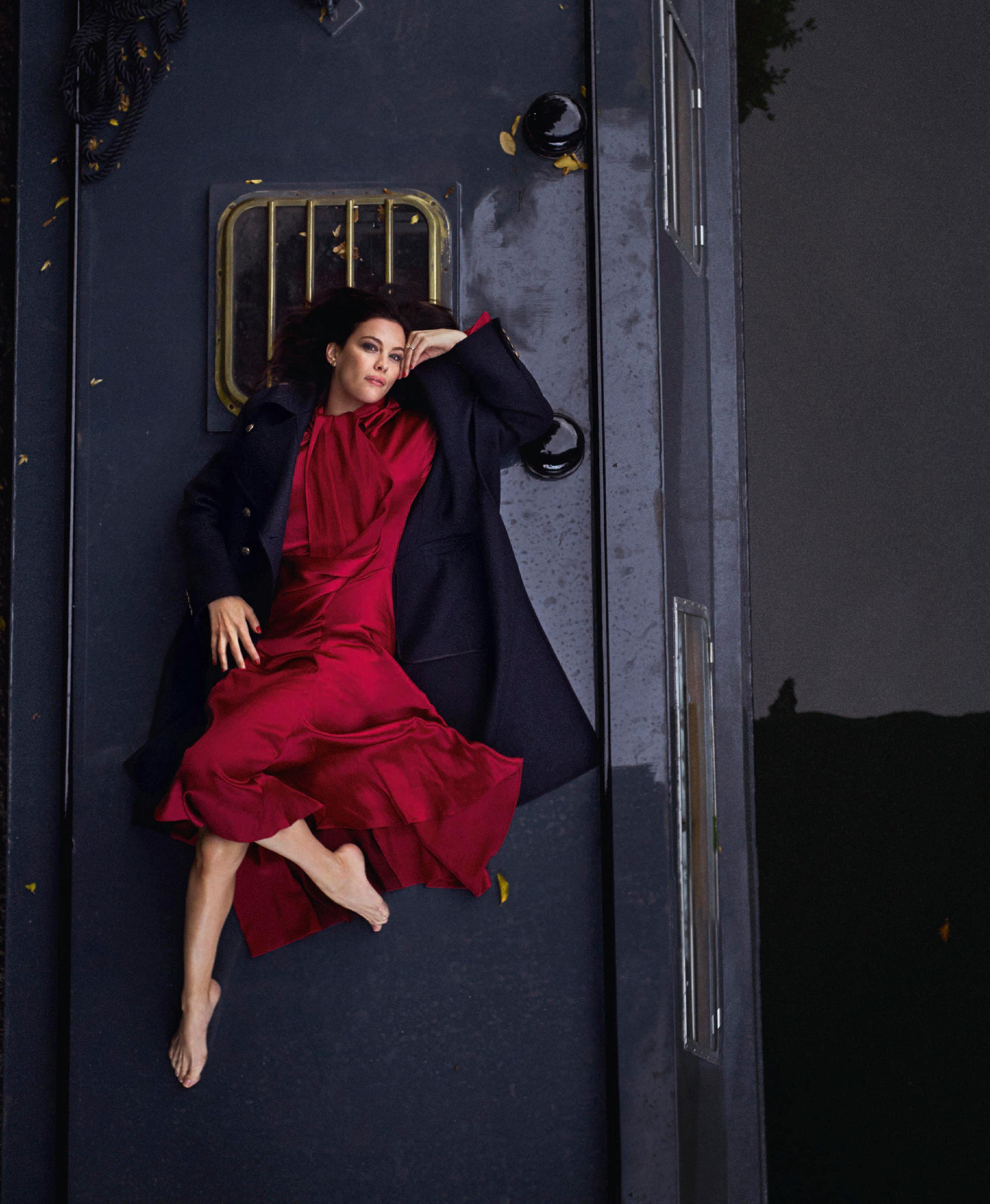 Liv-Tyler-Feet-3111639