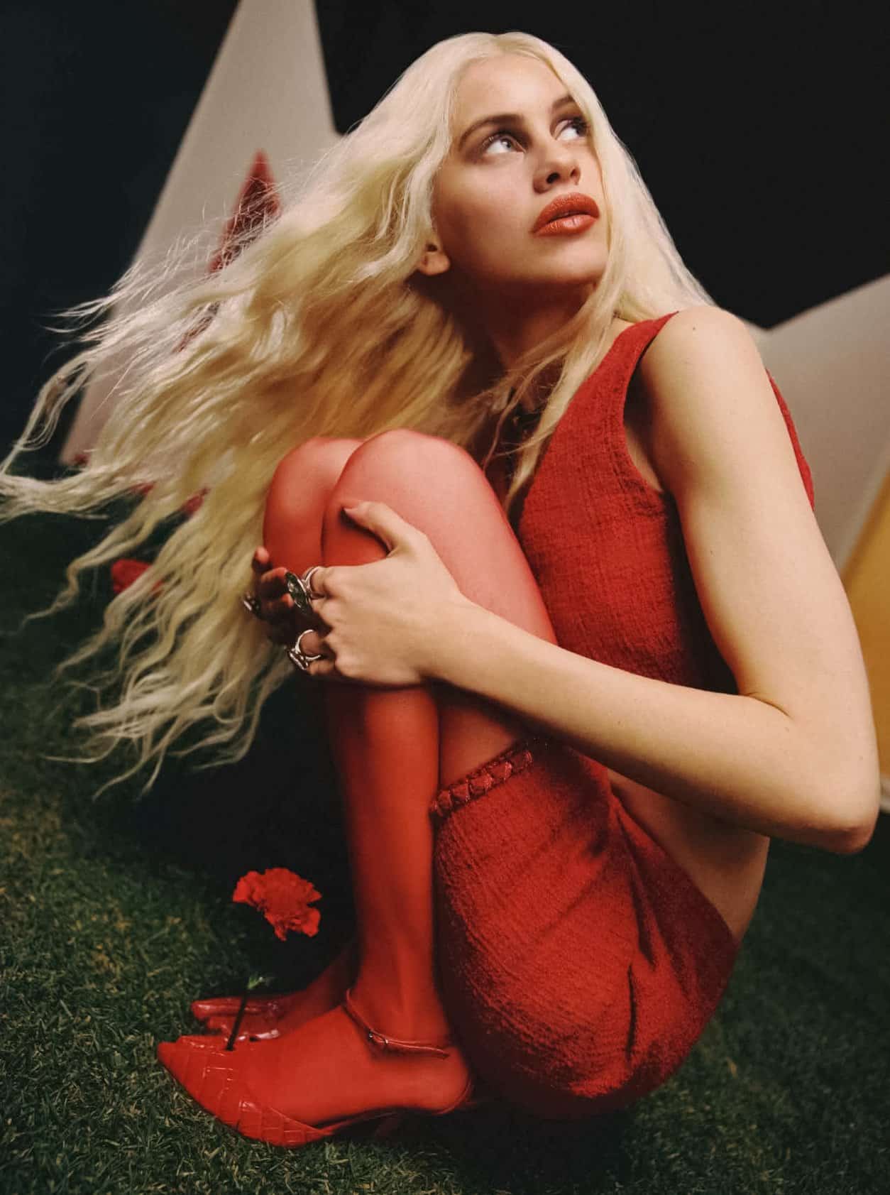 Milena-Smit-by-Dan-Beleiu-Vogue-Spain-February-20222