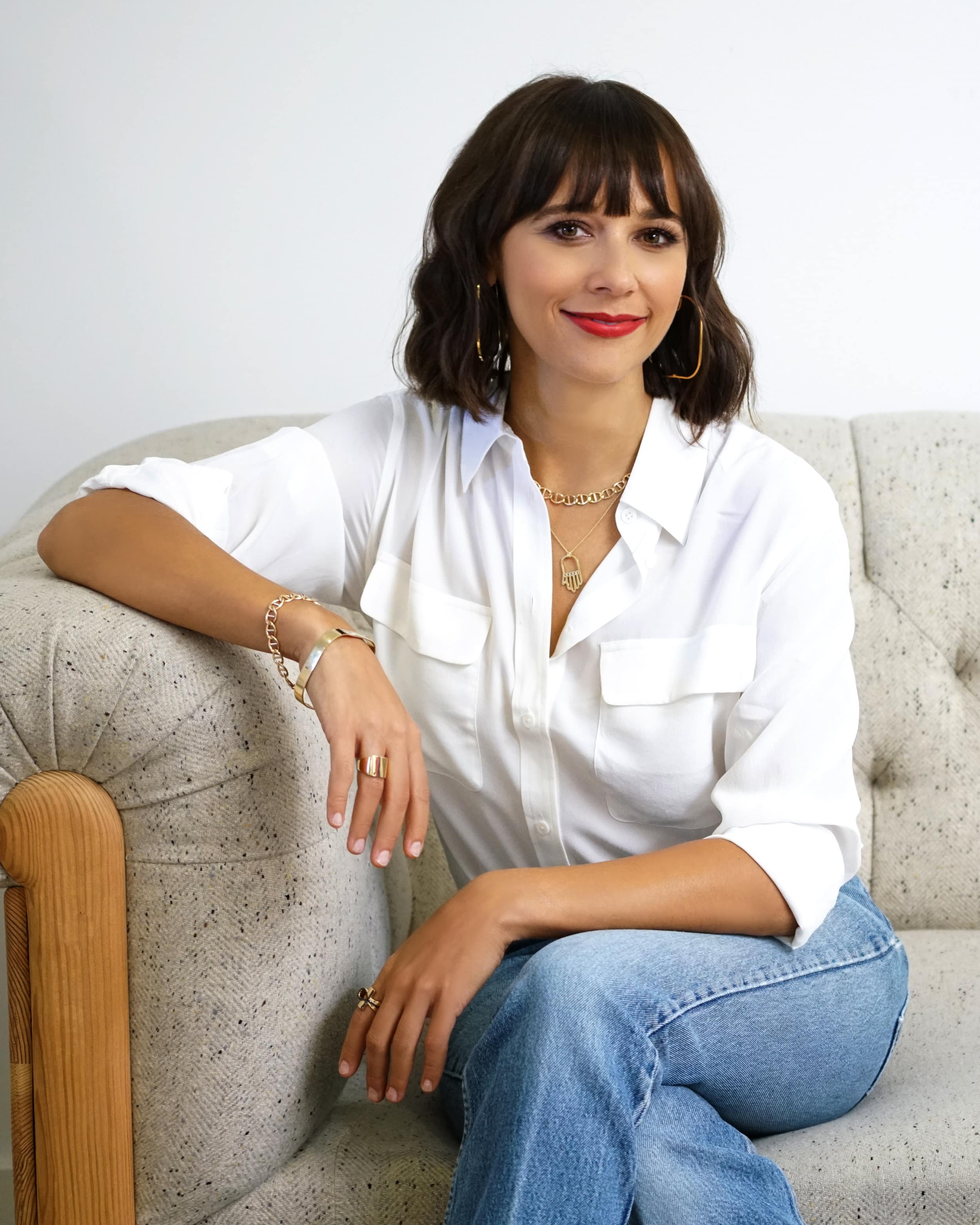 RASHIDA JONES LAUNCHES FINE JEWELRY COLLECTION WITH ICONERY