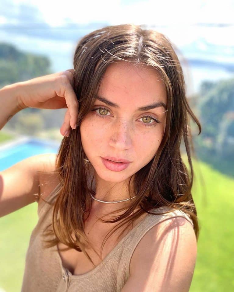 Ana de Armas con 31-32 años