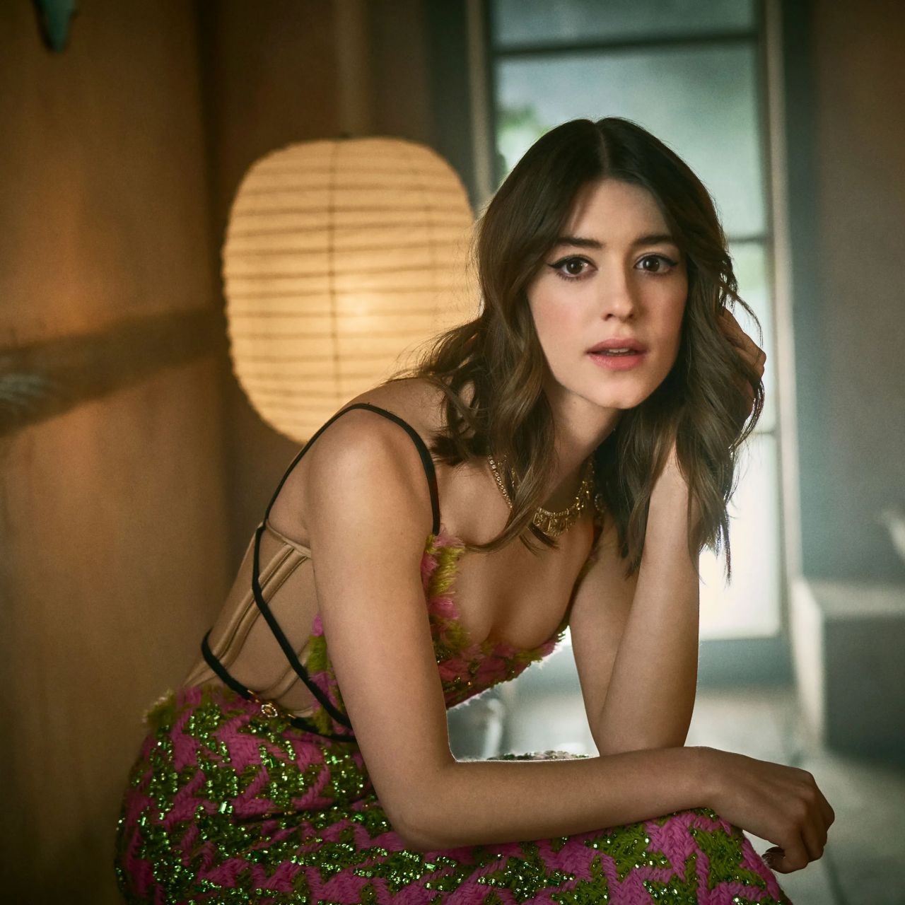 daisy-edgar-jones-vanity-fair-oscar-party-portrait-march-2022-0