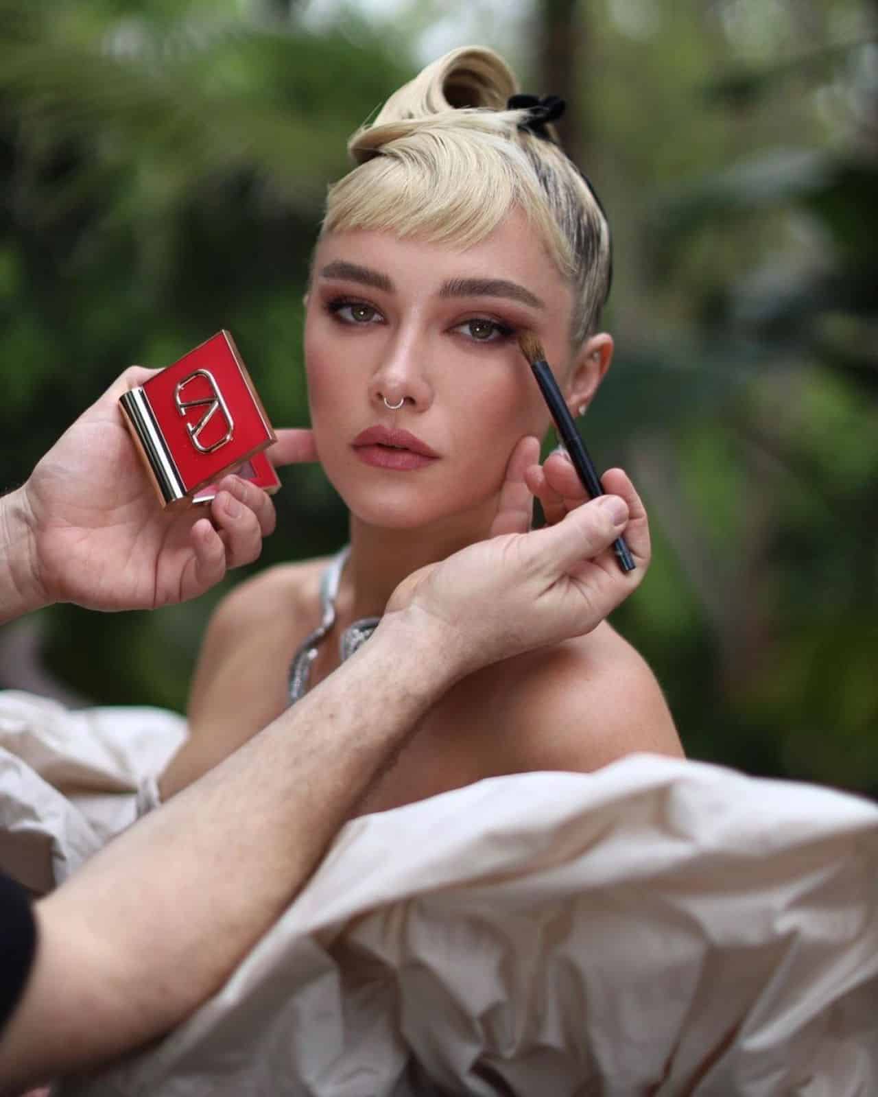 florence-pugh-95th-annual-academy-awards-march-2023-photo-shoot-9