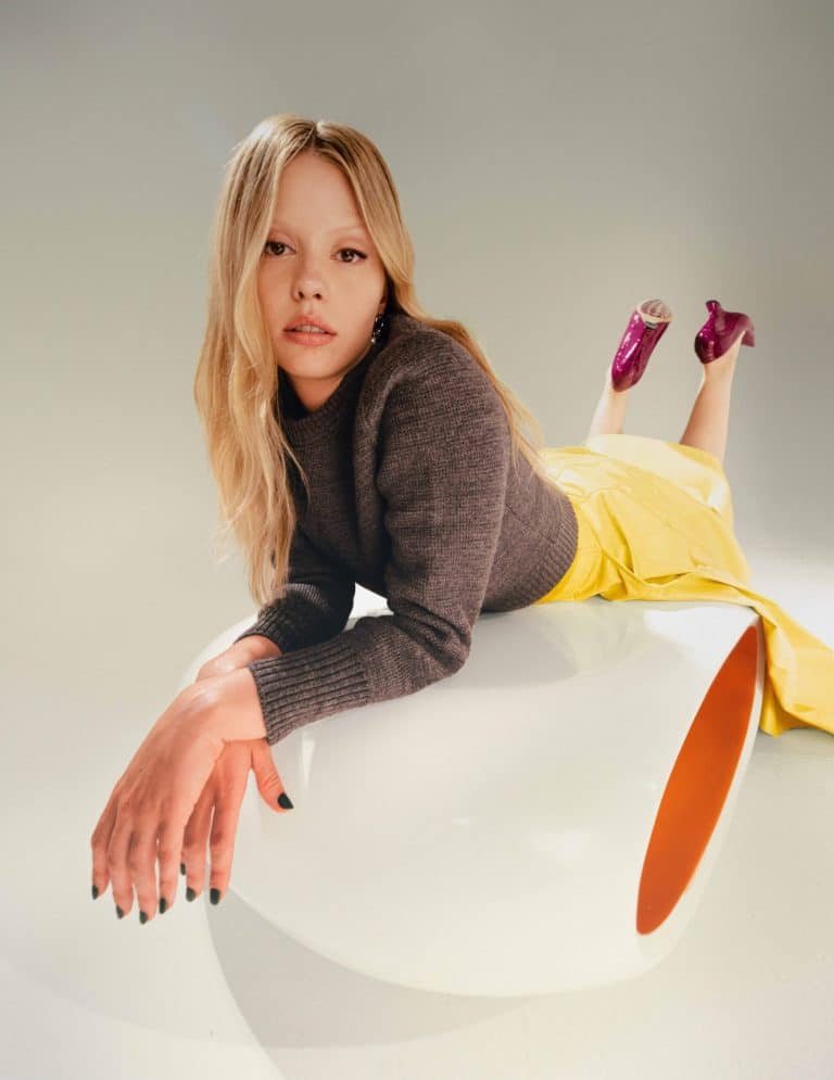 Mia Goth-46385