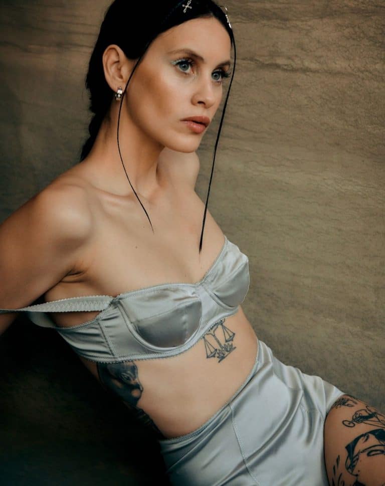 Milena Smit-46806