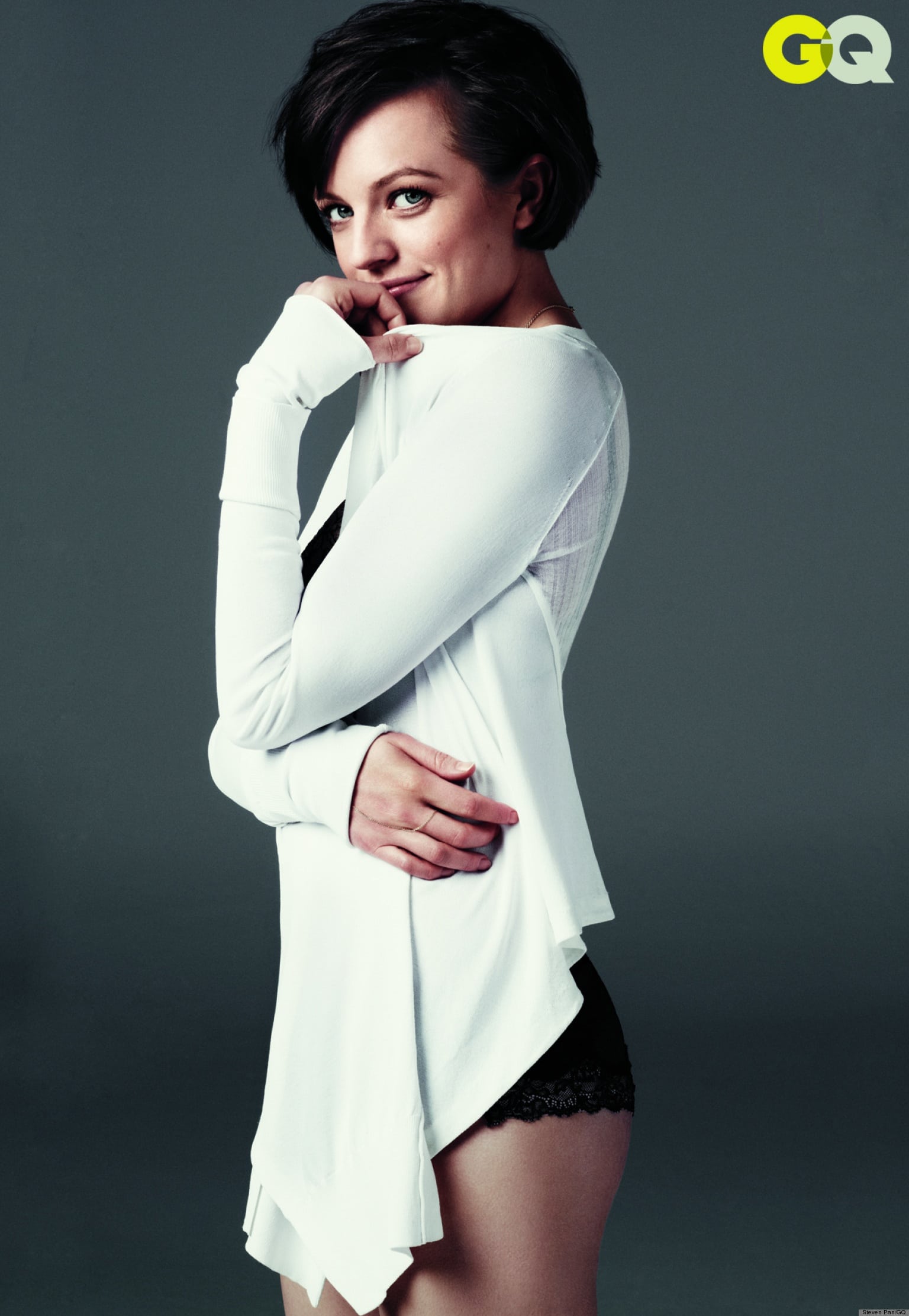o-ELISABETH-MOSS-GQ-facebook