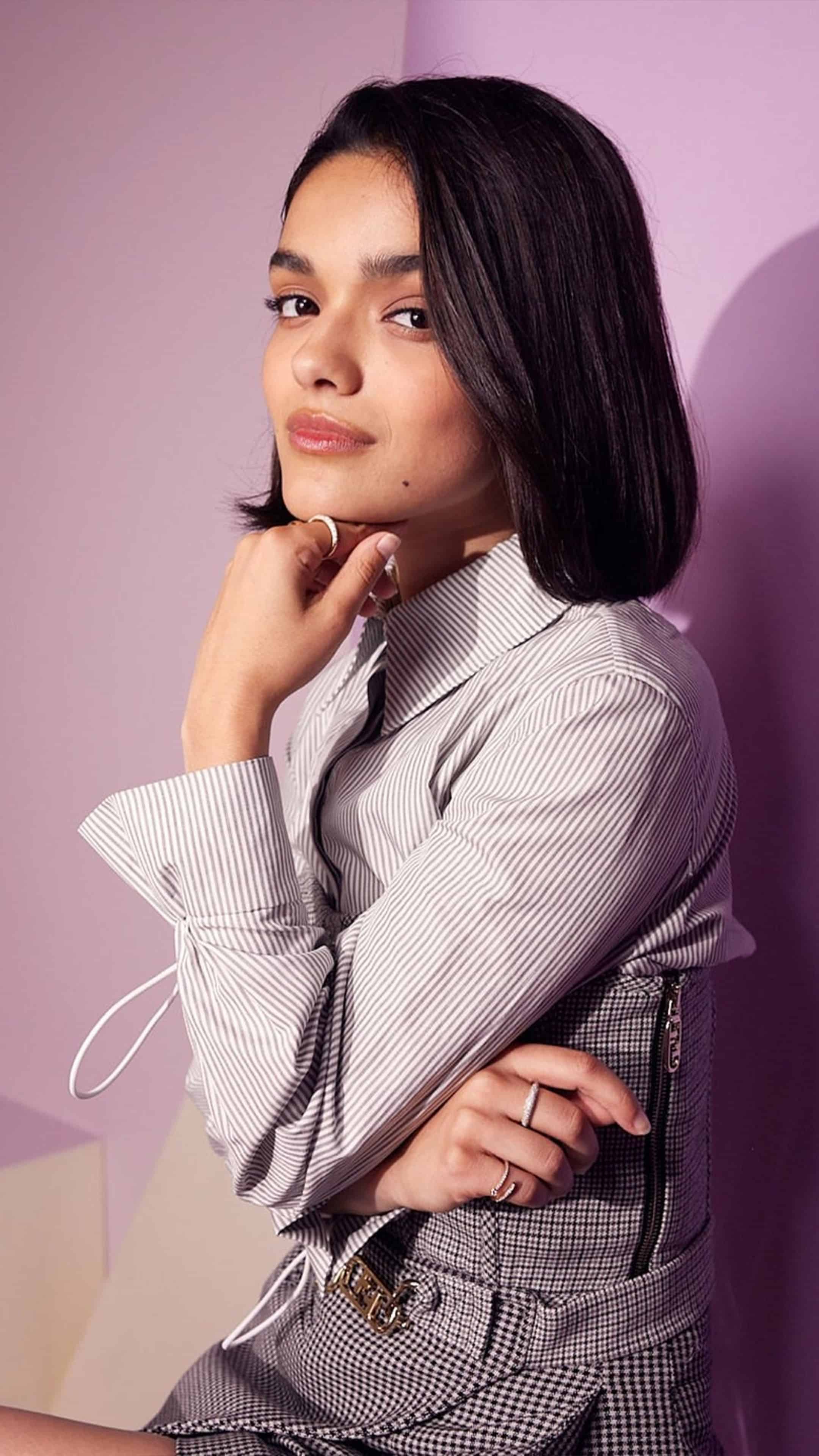 Actress-Rachel-Zegler-2022-Photoshoot-4K-Ultra-HD-Mobile-Wallpaper