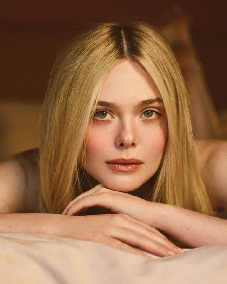 Elle Fanning: ¿Nos ayudas a describir esta imagen?