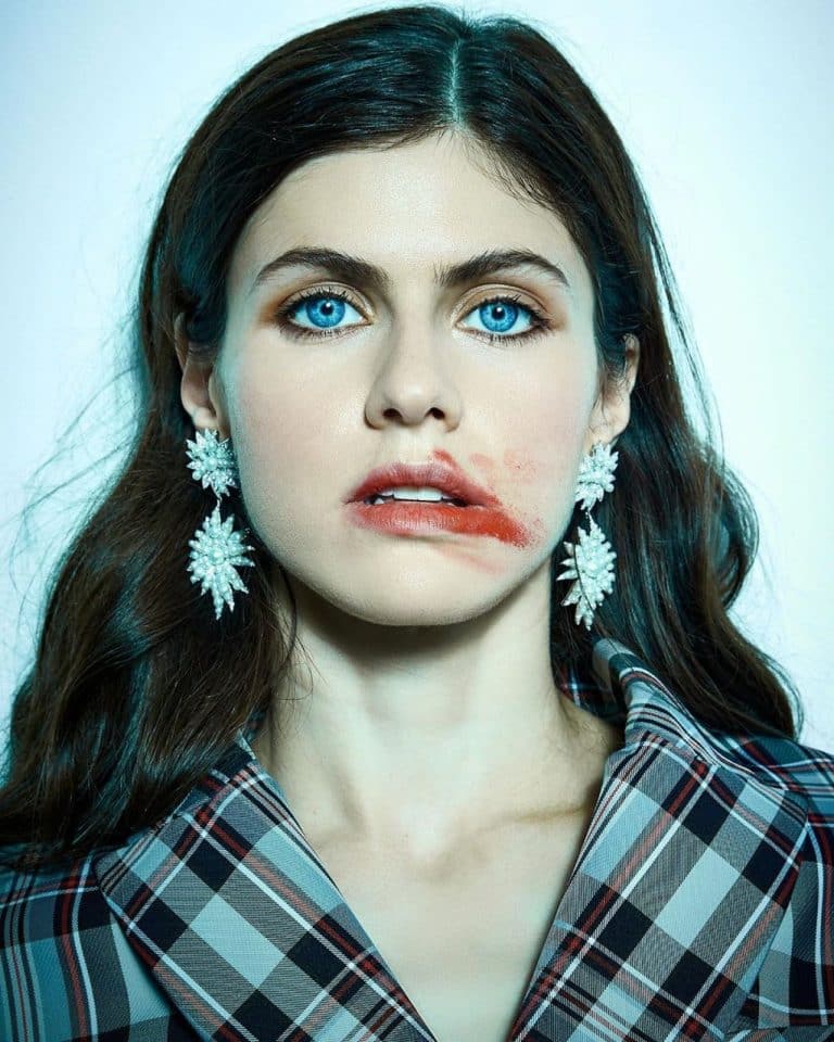 Alexandra Daddario con 32-33 años