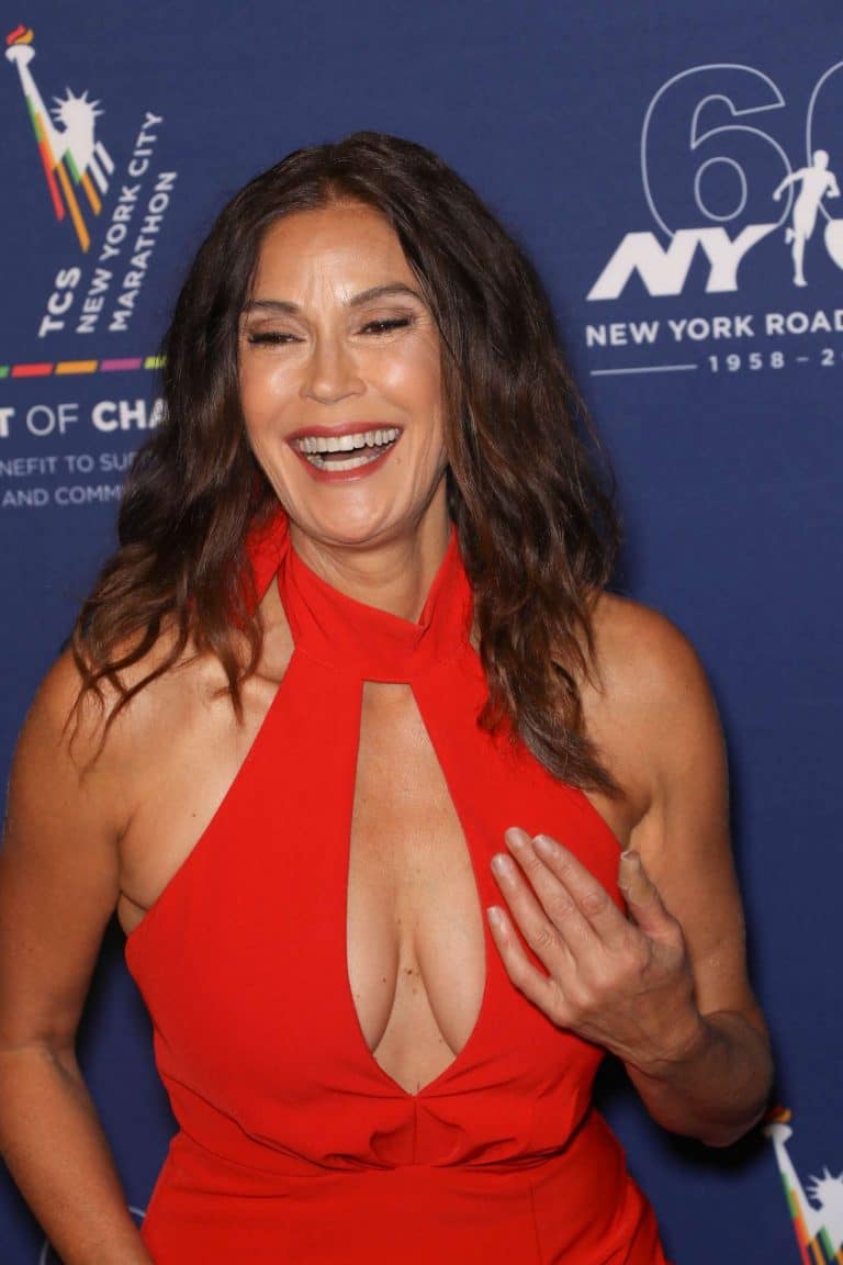 Teri Hatcher con 53-54 años