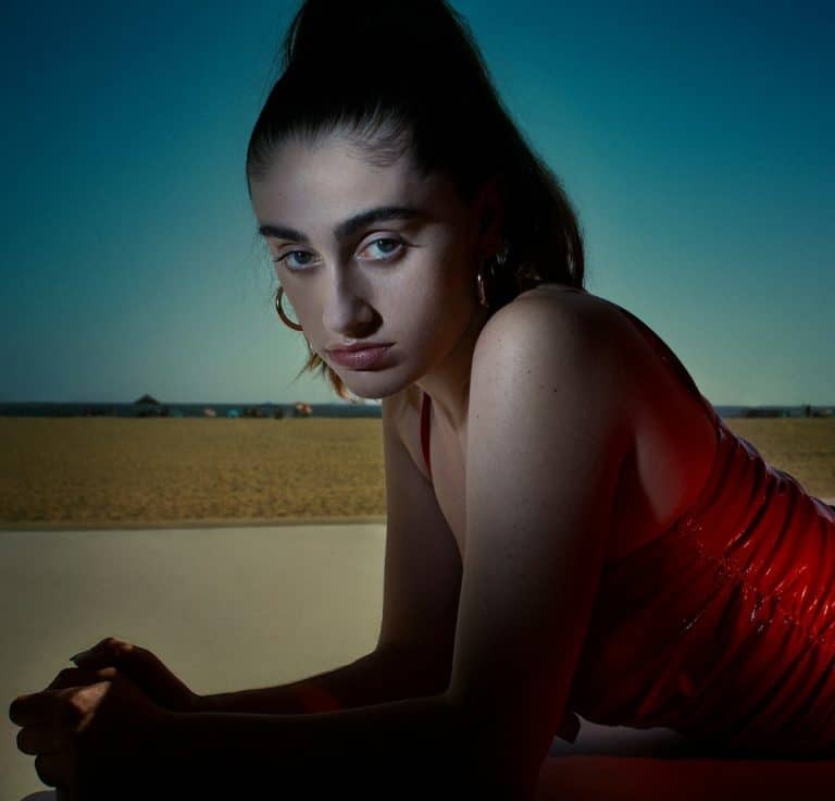 Rachel Sennott con 26-27 años