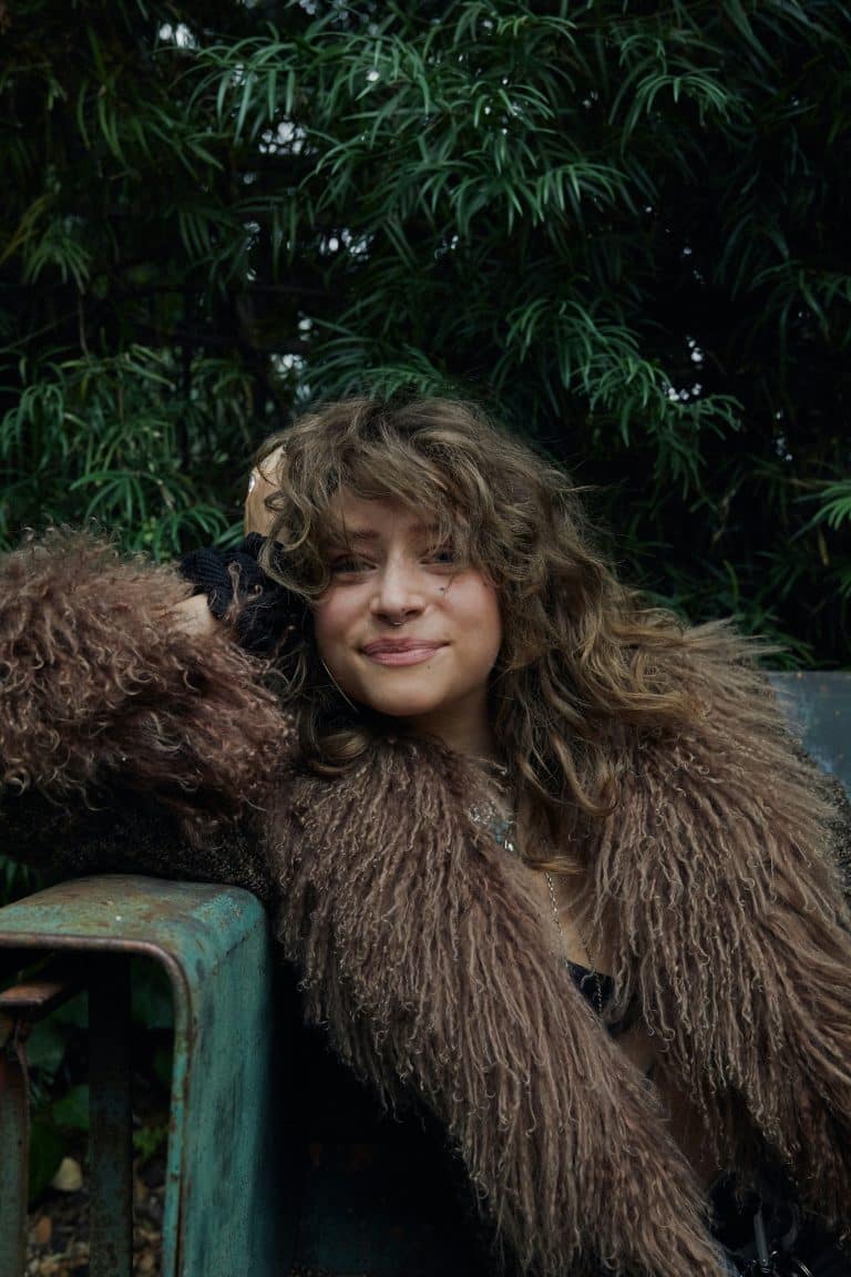 Odessa A’zion-55834